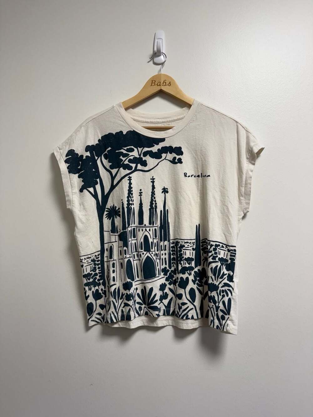 Anthropologie Barcelona Graphic T-Shirt Size XL